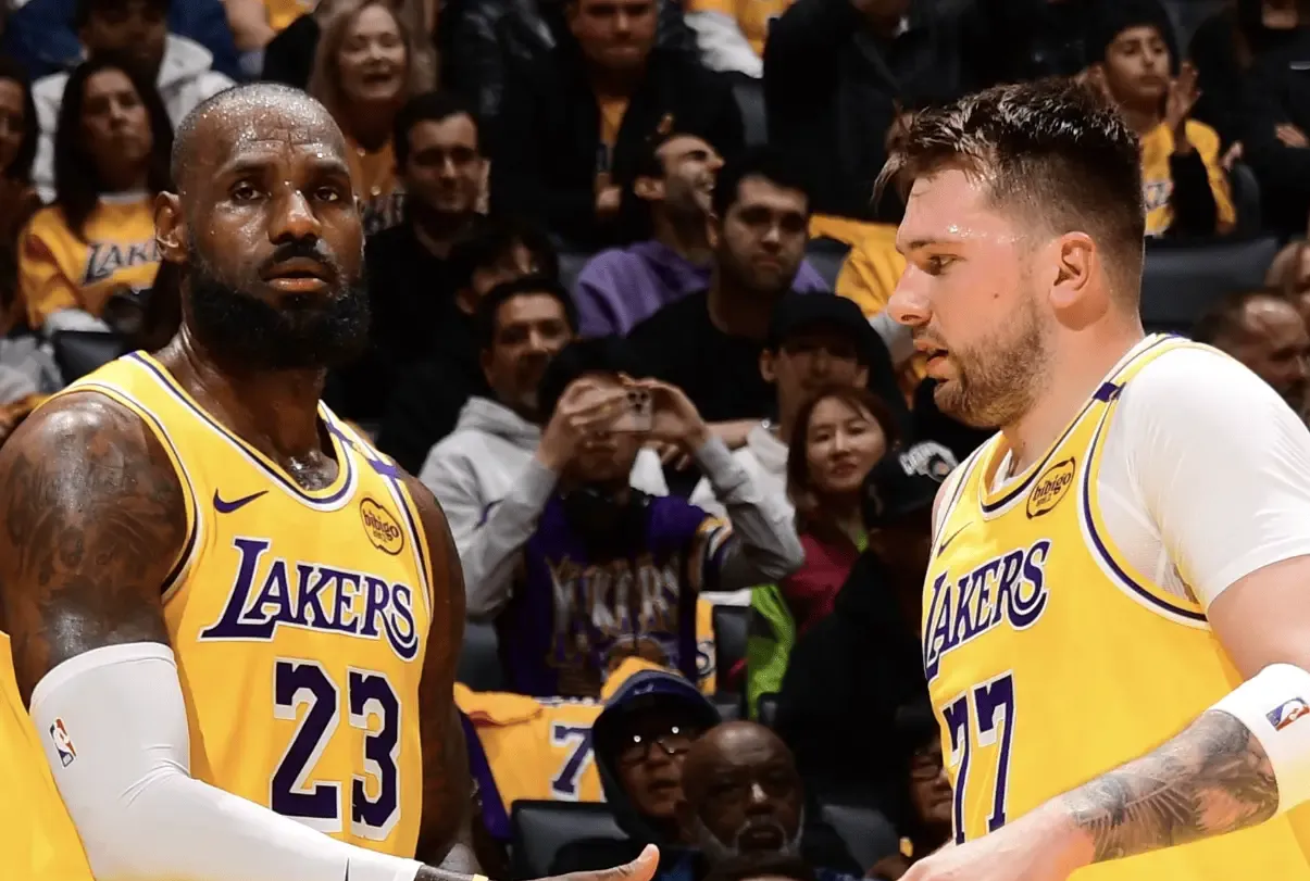 球速体育包含洛杉矶湖人迎NBA常规赛关键赛，转会期造点机会，信心回归，球队文化再被提及的词条