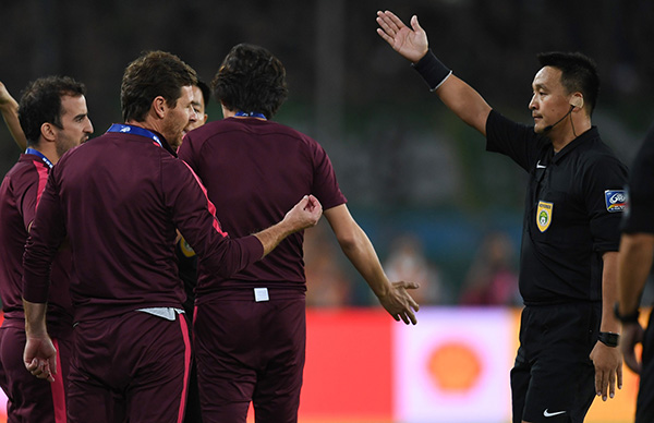 球速体育平台斯图加特训练开放日，赛后单刀错失引欢呼，中超在即，数据趋势出现新变化的简单介绍